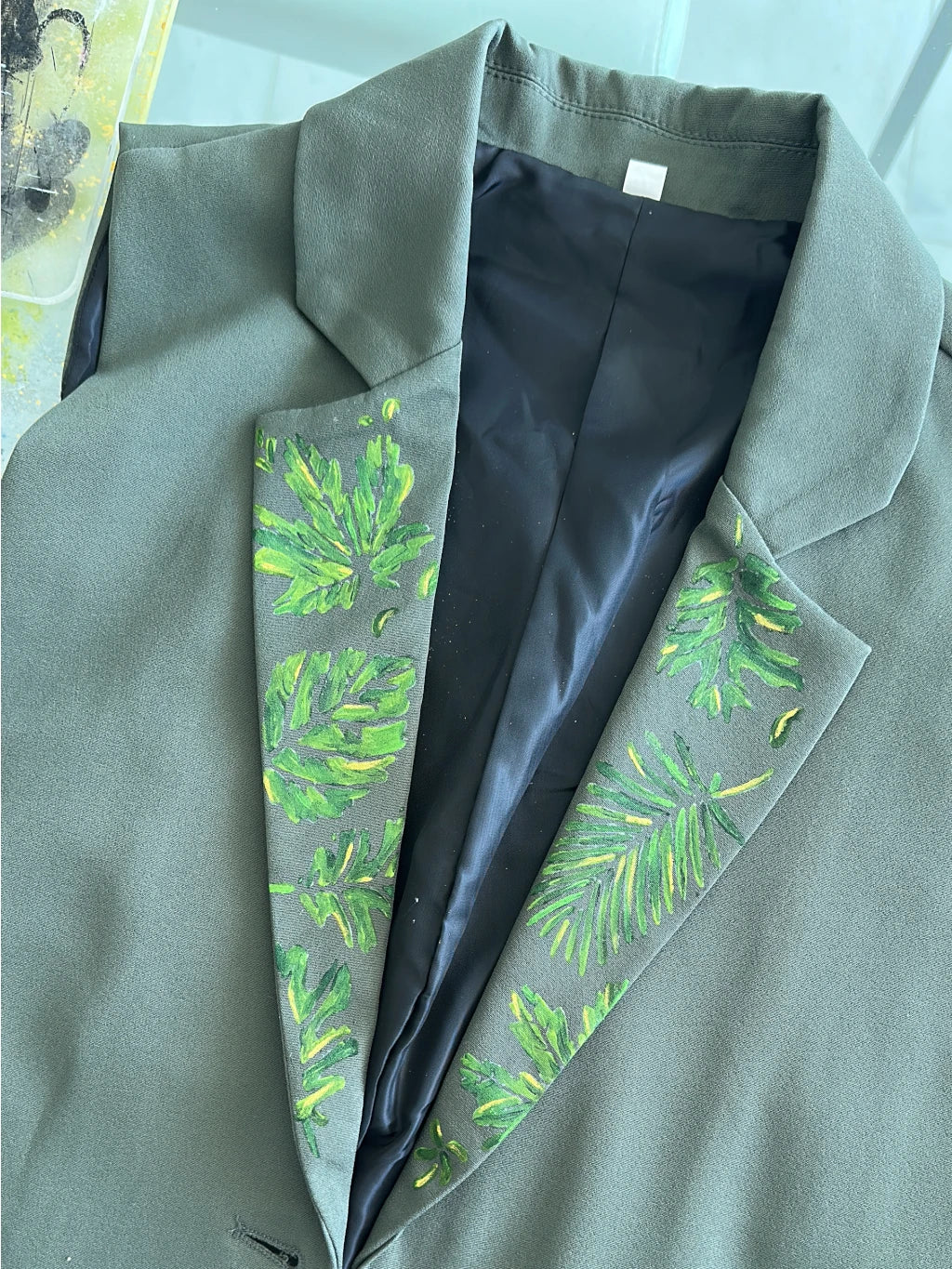SPRING VEST OLIVE GREEN