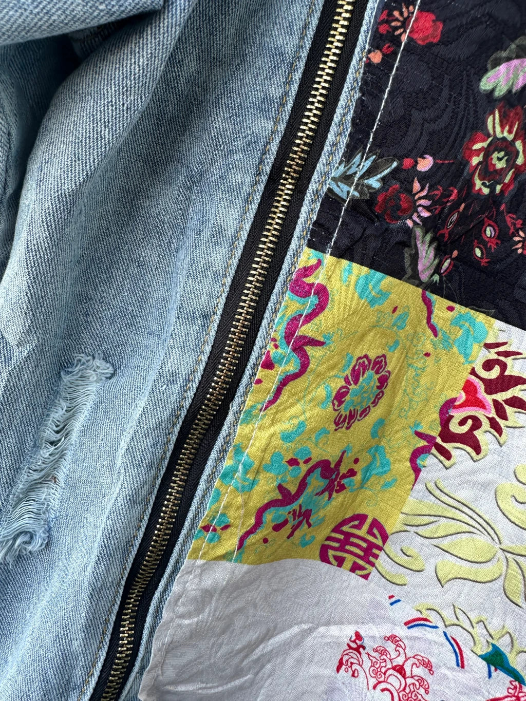 ZIP DENIM JACKET