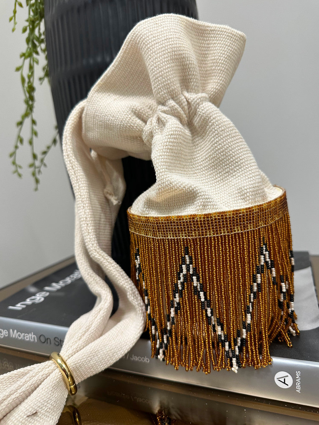 MAYAPO PATTERN EARTH HANDBAG